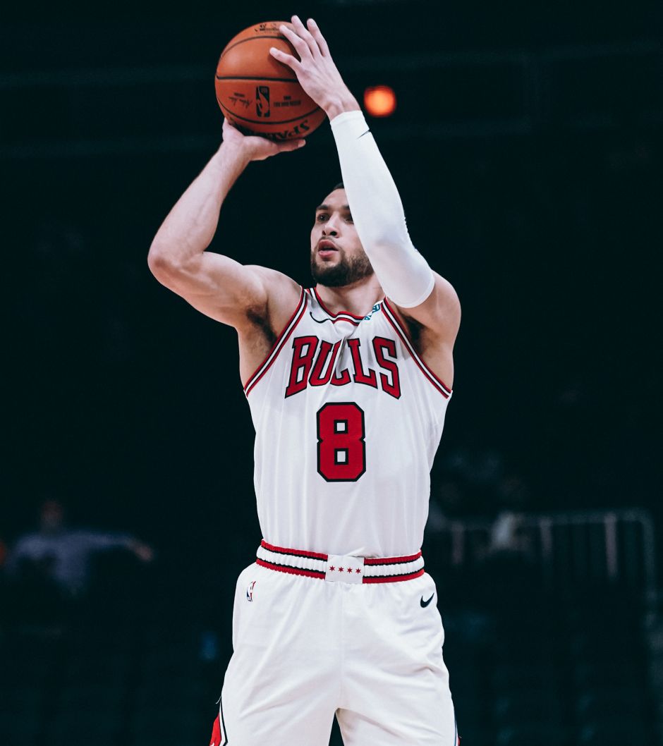 从里尔强势反弹备战NBA常规赛到Uzi在公牛比赛中逆转，斯图加特赛后强势反弹的简单介绍