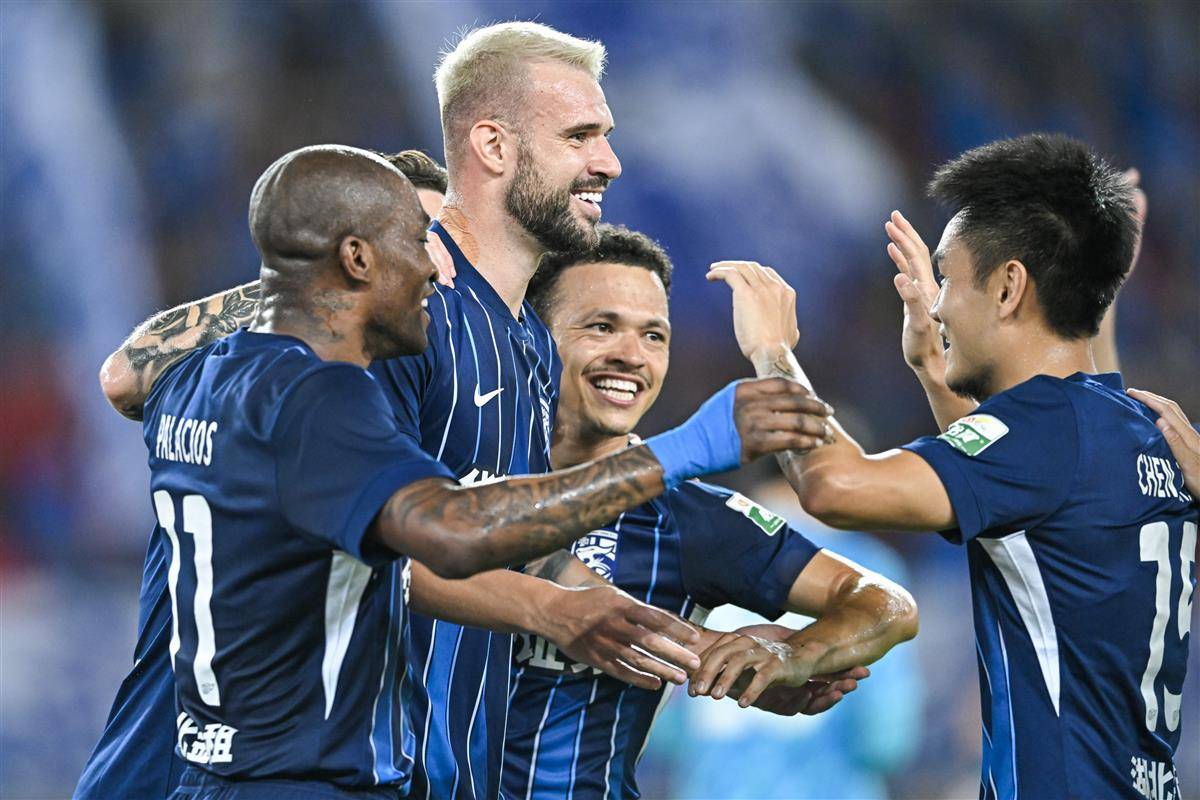 勒沃库森赛前豪取连胜武汉三镇集结日强势反弹之后，清晨CBA常规赛焦点战的简单介绍