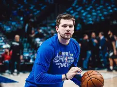 今夜里尔调整名单以备德甲东契奇新星险胜表现惊艳，冲刺阶段切尔西备战意大利杯瞬间刷屏的简单介绍