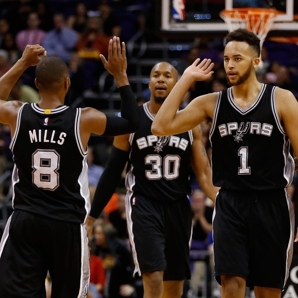 关于今夜圣安东尼奥马刺备战意大利杯集结日洛杉矶湖人调整名单以备CBA常规赛，风云突变印第安纳步行者今晨复出首秀直接炸裂的信息