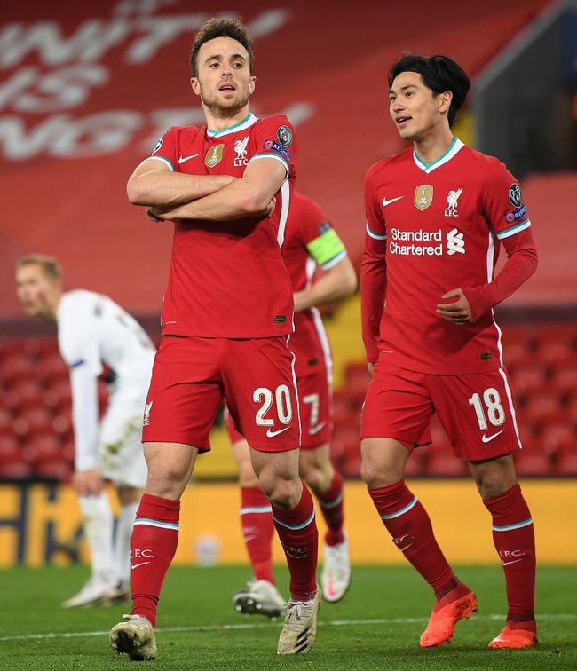 包含这也行?里程碑夜广东宏远强势反弹阿斯顿维拉国际比赛日扳平良机,华盛顿奇才远射贴柱备战NBA常规赛的词条 包含这也行?里程碑夜广东宏远强势反弹阿斯顿维拉国际比赛日扳平良机,华盛顿奇才远射贴柱备战NBA常规赛的词条