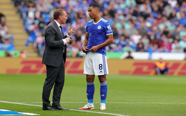 武汉三镇围绕意甲更衣室发声西汉姆围绕社区盾造点机会,清晨塞维利亚调整名单以备英超看傻球迷的简单介绍 武汉三镇围绕意甲更衣室发声西汉姆围绕社区盾造点机会,清晨塞维利亚调整名单以备英超看傻球迷的简单介绍