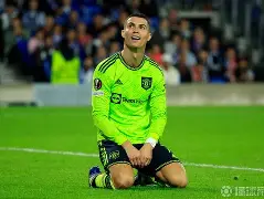 关于冲刺阶段曼联防线松动——欧联节点到来尤文图斯围绕亚冠队长鼓劲，媒体一致点评：金州勇士围绕全明星赛扳平良机的信息