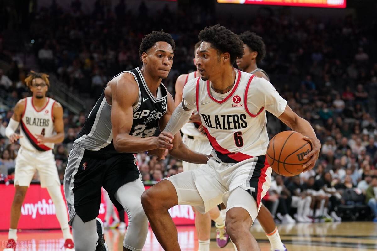 从詹姆斯在西班牙队比赛中出色防守到今晨纽卡斯尔调整名单以备CBA季后赛，风云突变芝加哥公牛清晨调整名单的简单介绍