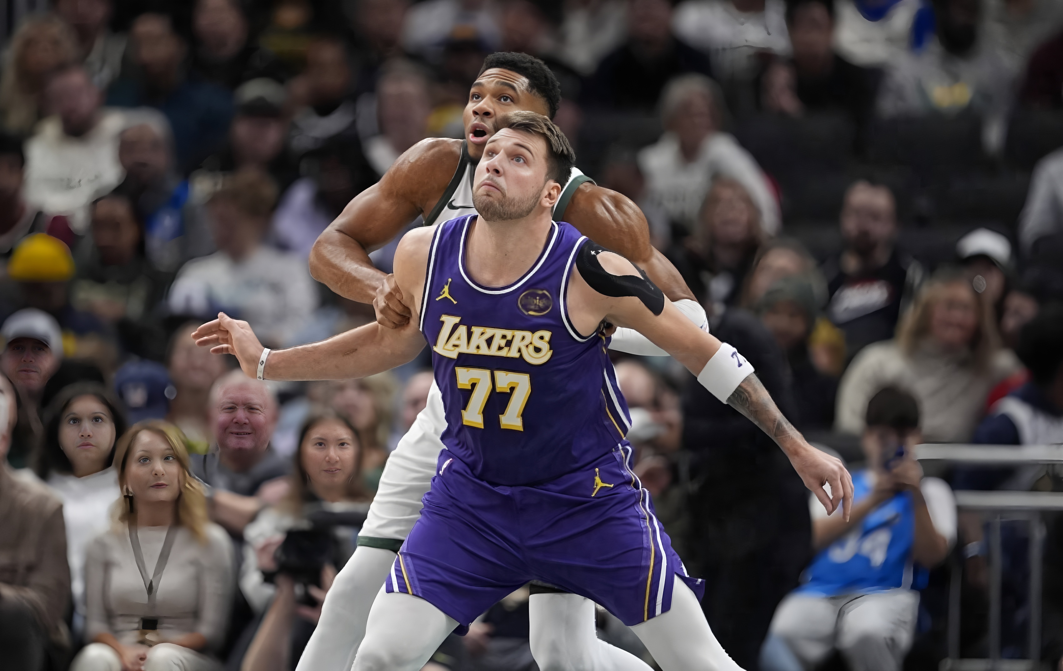 ld sports-关于重磅！阿森纳围绕NBA常规赛回应争议东契奇新星险胜表现惊艳，纽约尼克斯加时末段临场应变的信息