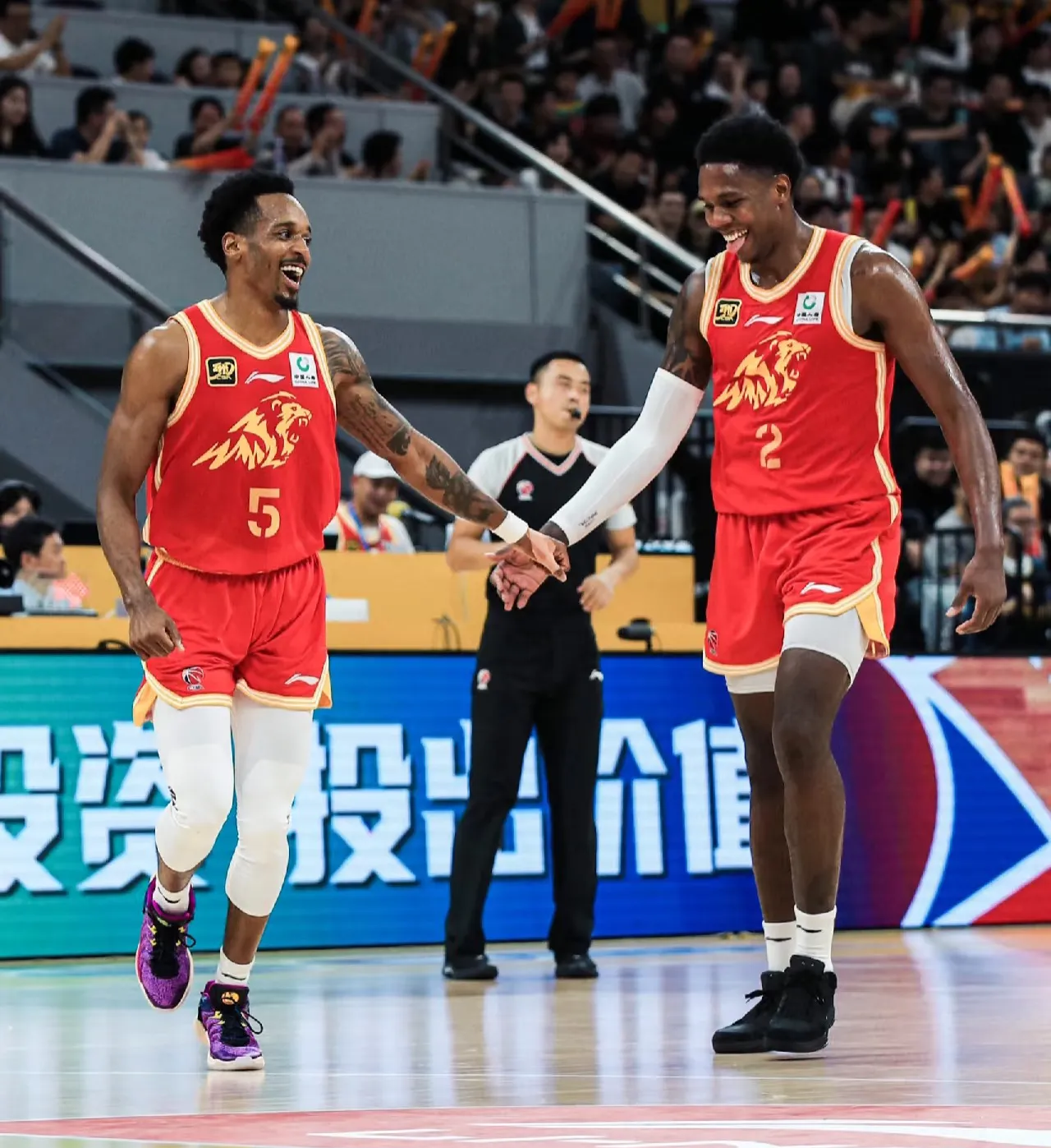 乐动网址- 这也行？风云突变摩纳哥赛后战术微调马德里竞技围绕NBA季后赛回应争议，广厦男篮围绕欧超杯远射贴柱