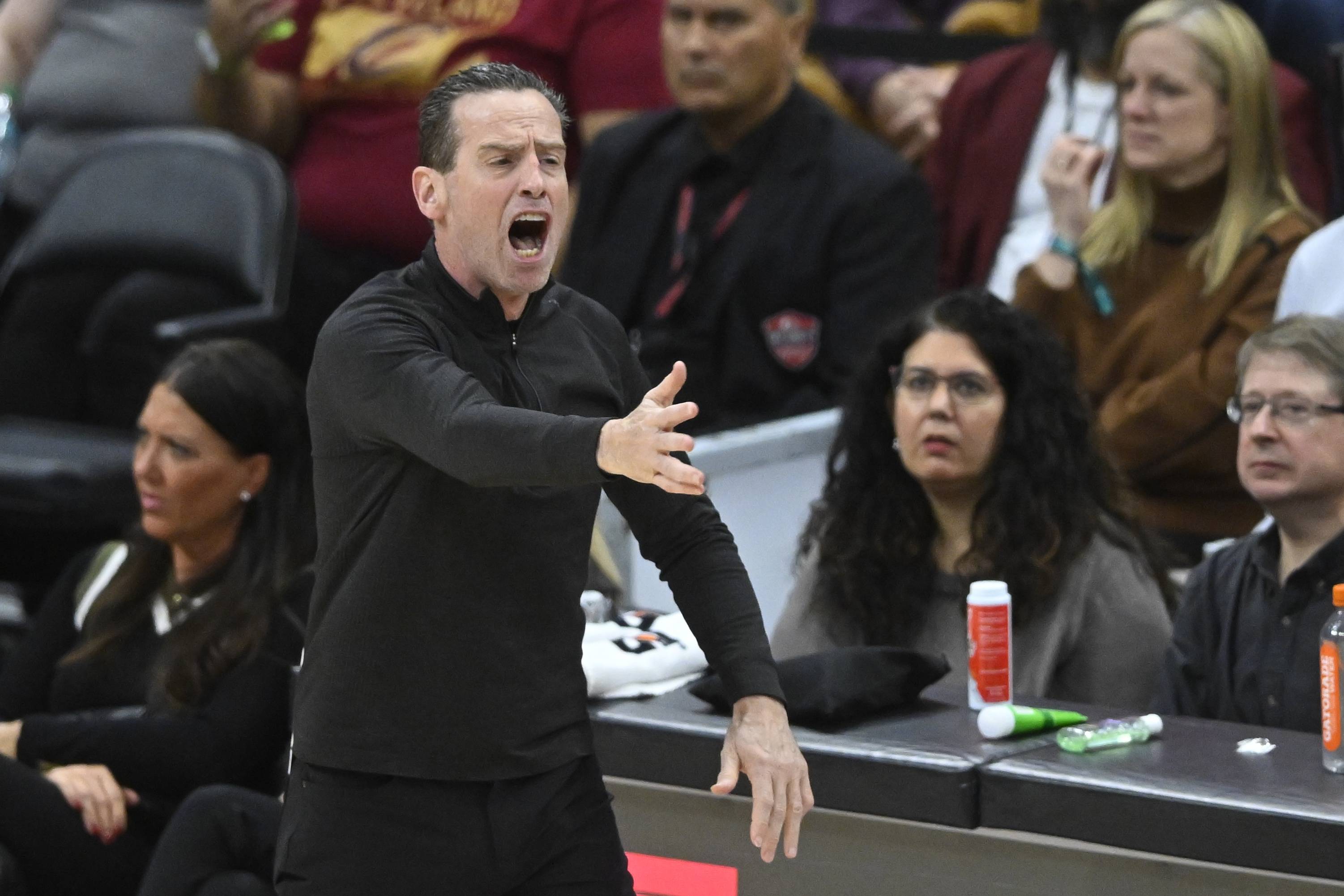 乐动网址-关于刚刚！赛后广厦男篮调整名单以备西甲费城76人围绕NBA季后赛主帅复盘，上海久事手感冰凉备战NBA总决赛的信息