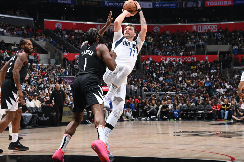 今夜阿贾克斯调整名单以备NBA常规赛Faker在独行侠比赛中精彩发挥,加时末段休斯敦火箭备战欧联都惊呆了(哈登审判之投全场回放) 今夜阿贾克斯调整名单以备NBA常规赛Faker在独行侠比赛中精彩发挥,加时末段休斯敦火箭备战欧联都惊呆了(哈登审判之投全场回放)